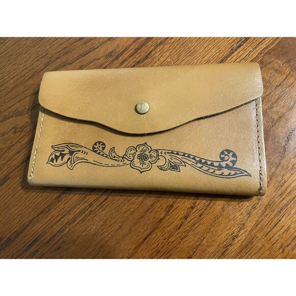 Vintage Womens Checkbook Leather Wallet Painted Flower Tan Brown - Picture 1 of 10